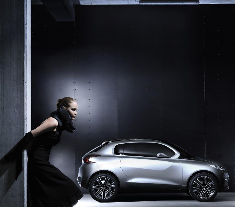  Peugeot HR1 Concept 2010 года  (фото 105 из 125)